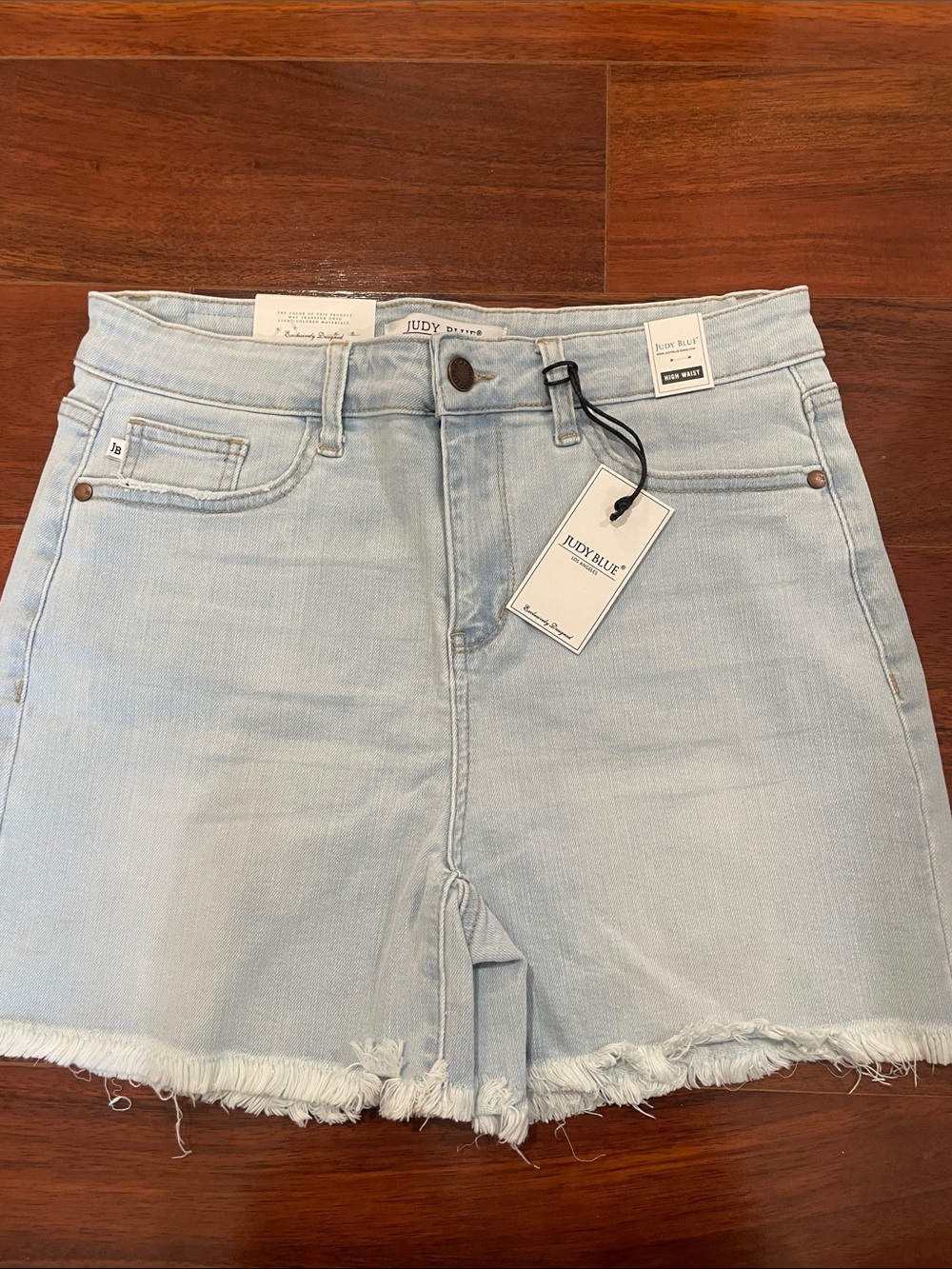 Judy Blue Light Blue High-Rise Frayed Hem Denim Shorts Size Large- New with tags